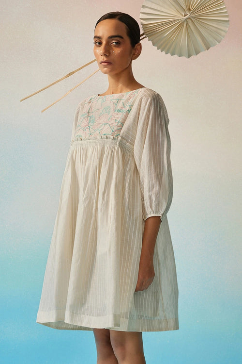 Hakanai Square Sleeve Top