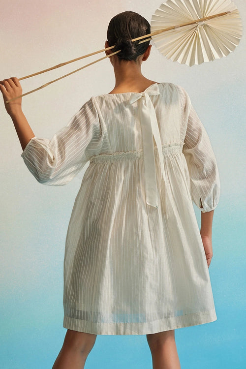 Hakanai Square Sleeve Top