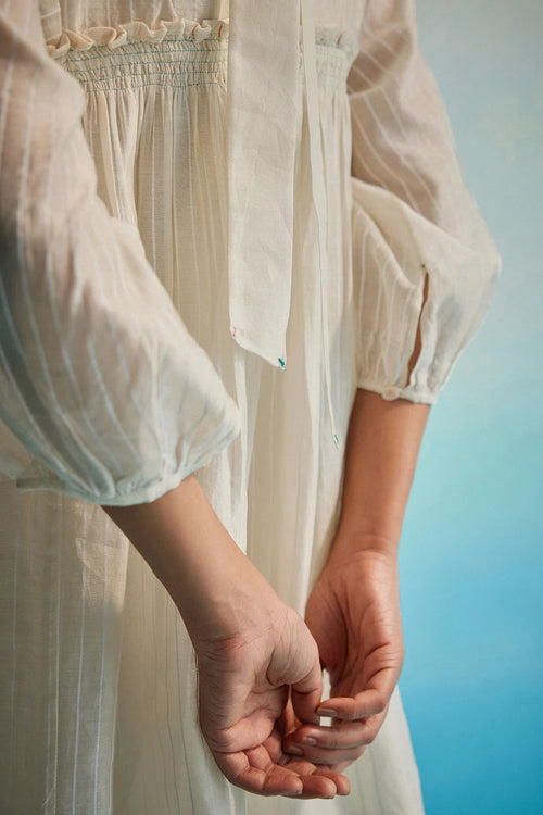 Hakanai Square Sleeve Top