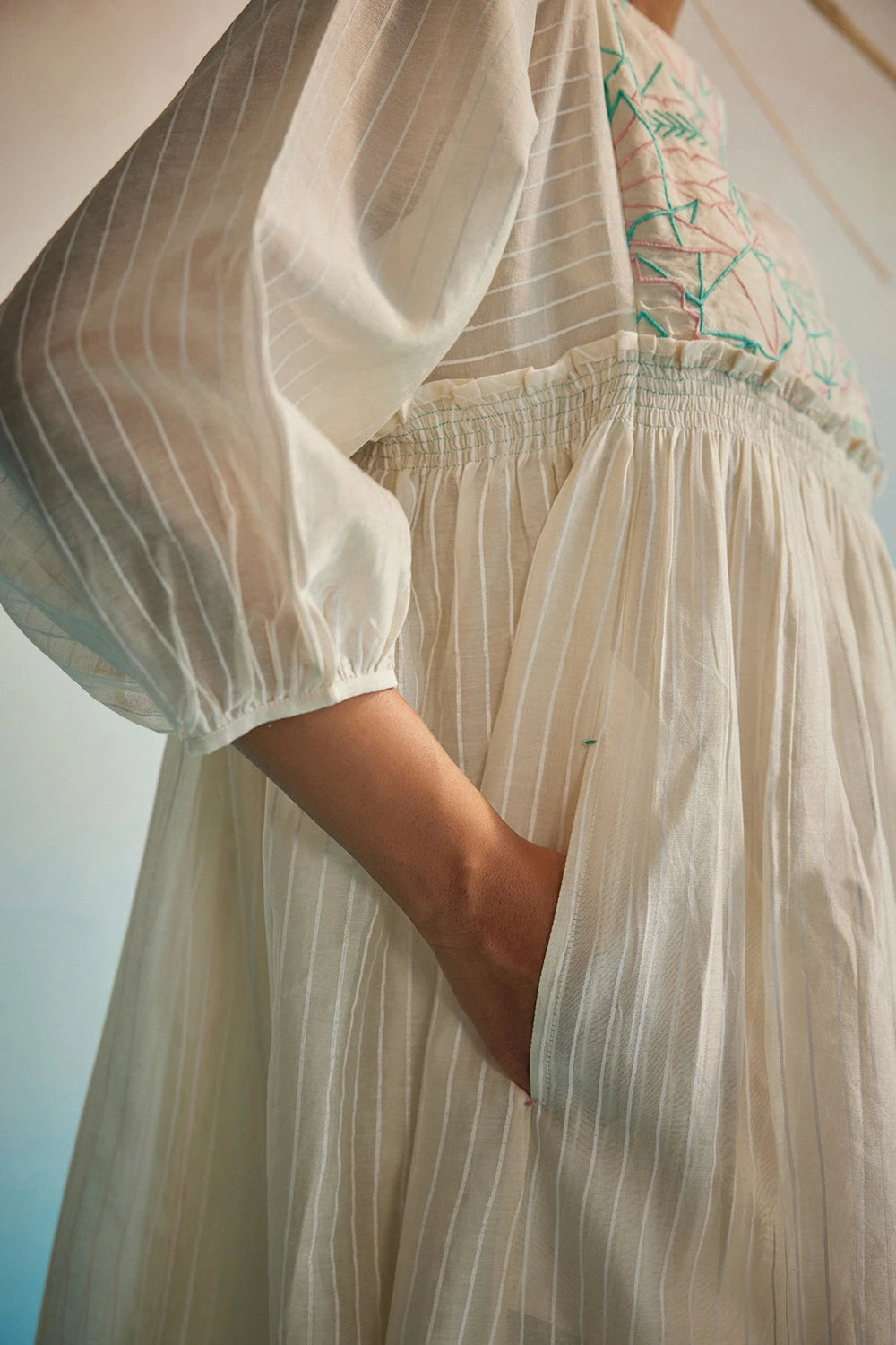 Hakanai Square Sleeve Top