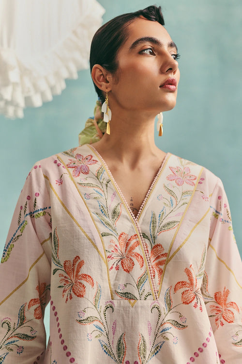 Ecru Hibiscus V-neck Short Kurta Set With Dupatta