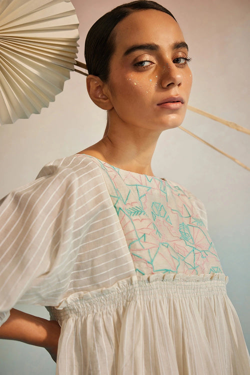 Hakanai Square Sleeve Top Set