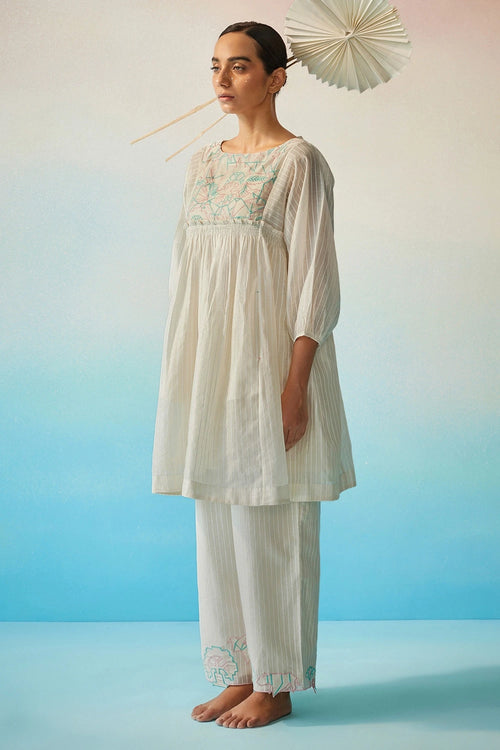 Hakanai Square Sleeve Top Set