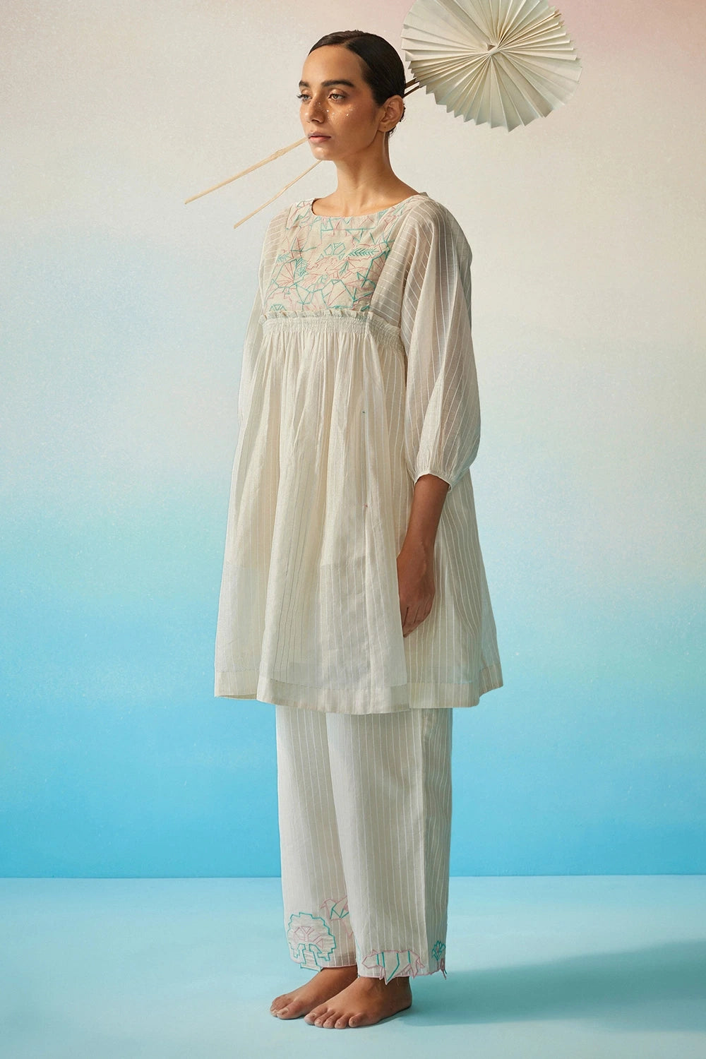 Hakanai Square Sleeve Top Set