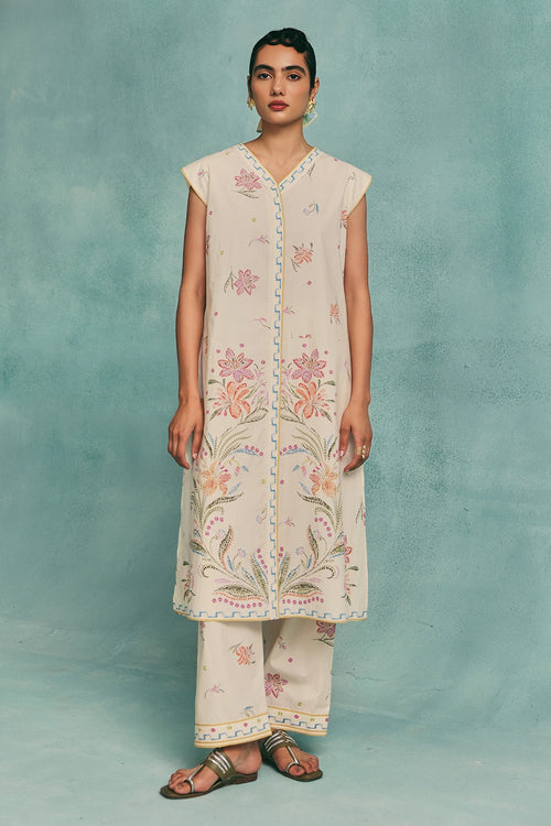 Ecru Hibiscus Sleeveless Kurta Set With Dupatta