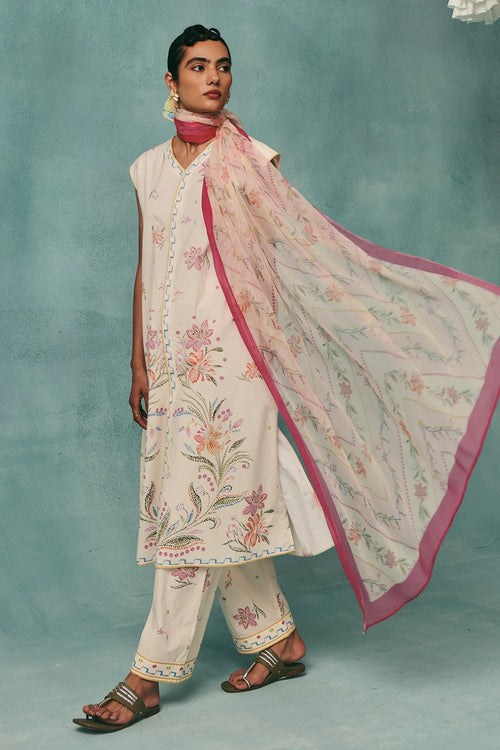 Ecru Hibiscus Sleeveless Kurta Set With Dupatta