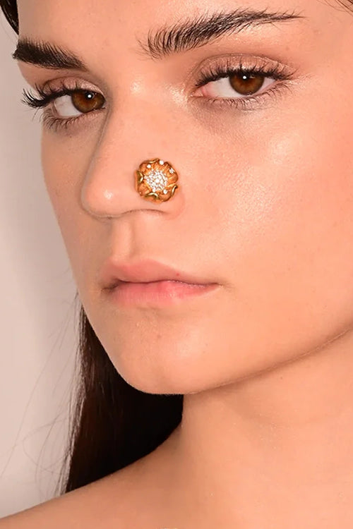 Flower Nose Pin
