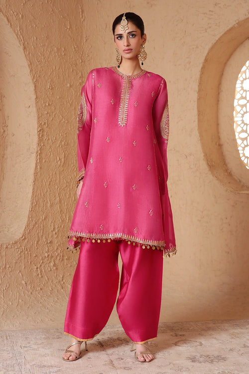 Mehrang Pink Short Pheran Kurta Set