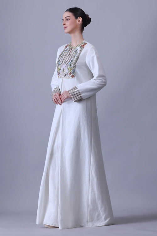 Ivory Yoke Ermbroidered Detail Straight Cut Kaftan