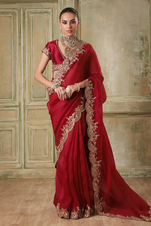 Zar-Rang  Maroon Scallop Border Saree Set