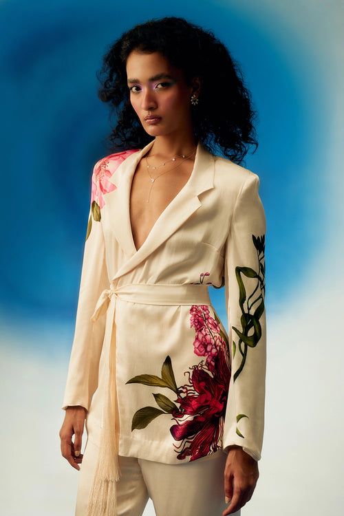 Passion Satin Blazer With Fringe Belt