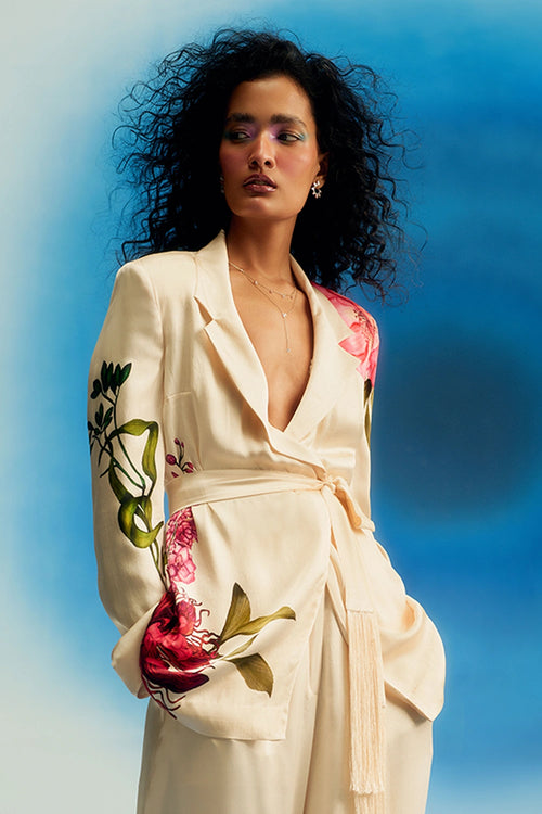 Passion Satin Blazer With Fringe Belt