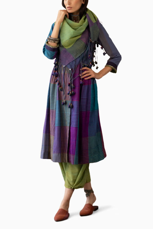 Sabri Kurta with Mustafa Pant and Sami Scarf