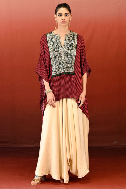 Paisley Doorva Cape Set