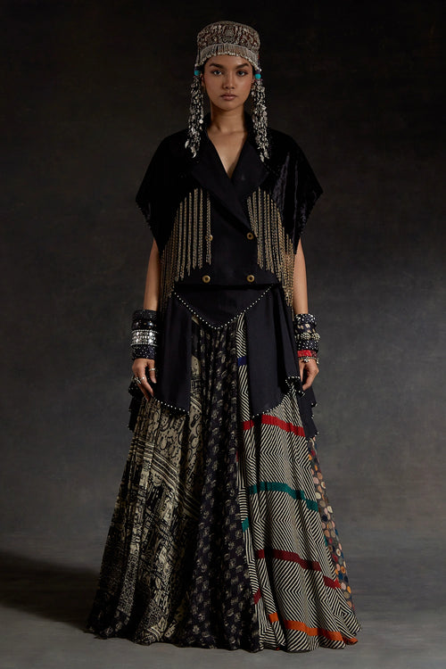 Akaar Zoa Cropped Trench And Skirt Set