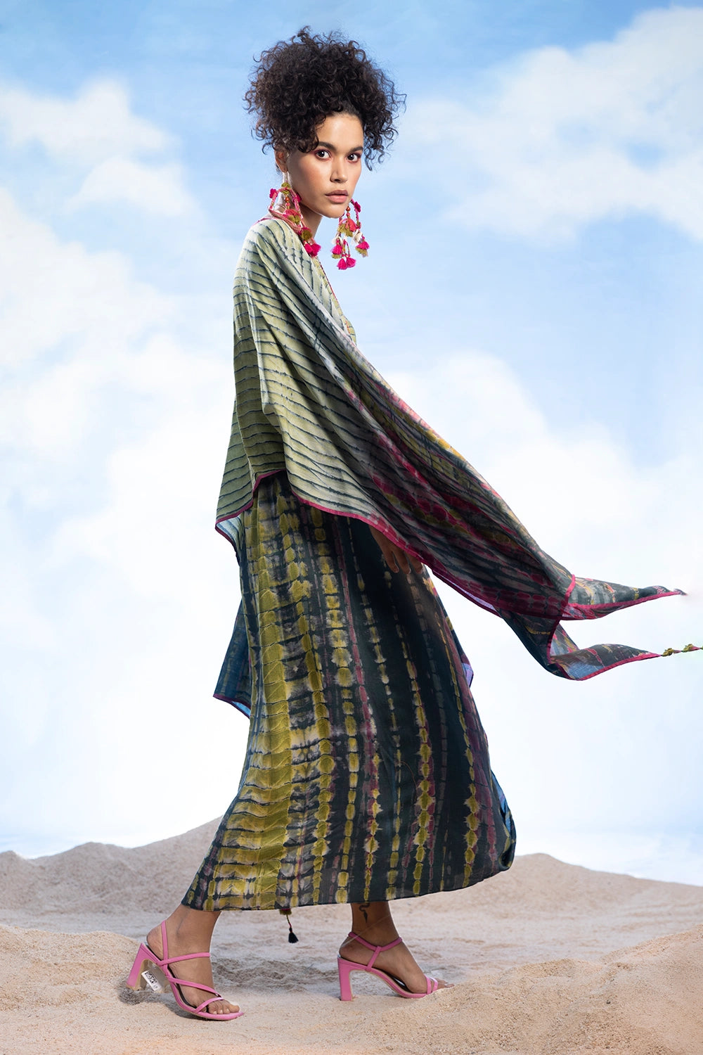 Tie-Dye Poncho Cape With Pleated Uneven Skirt