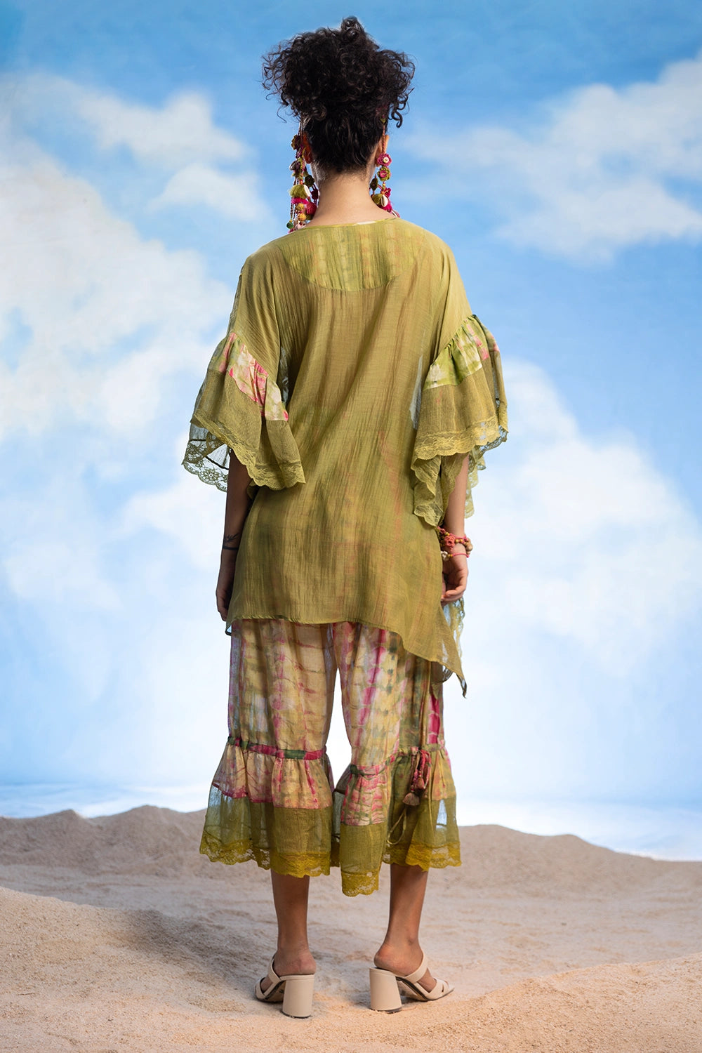 Embroidered Front-Open Kaftan Shirt And Flare Pants Set