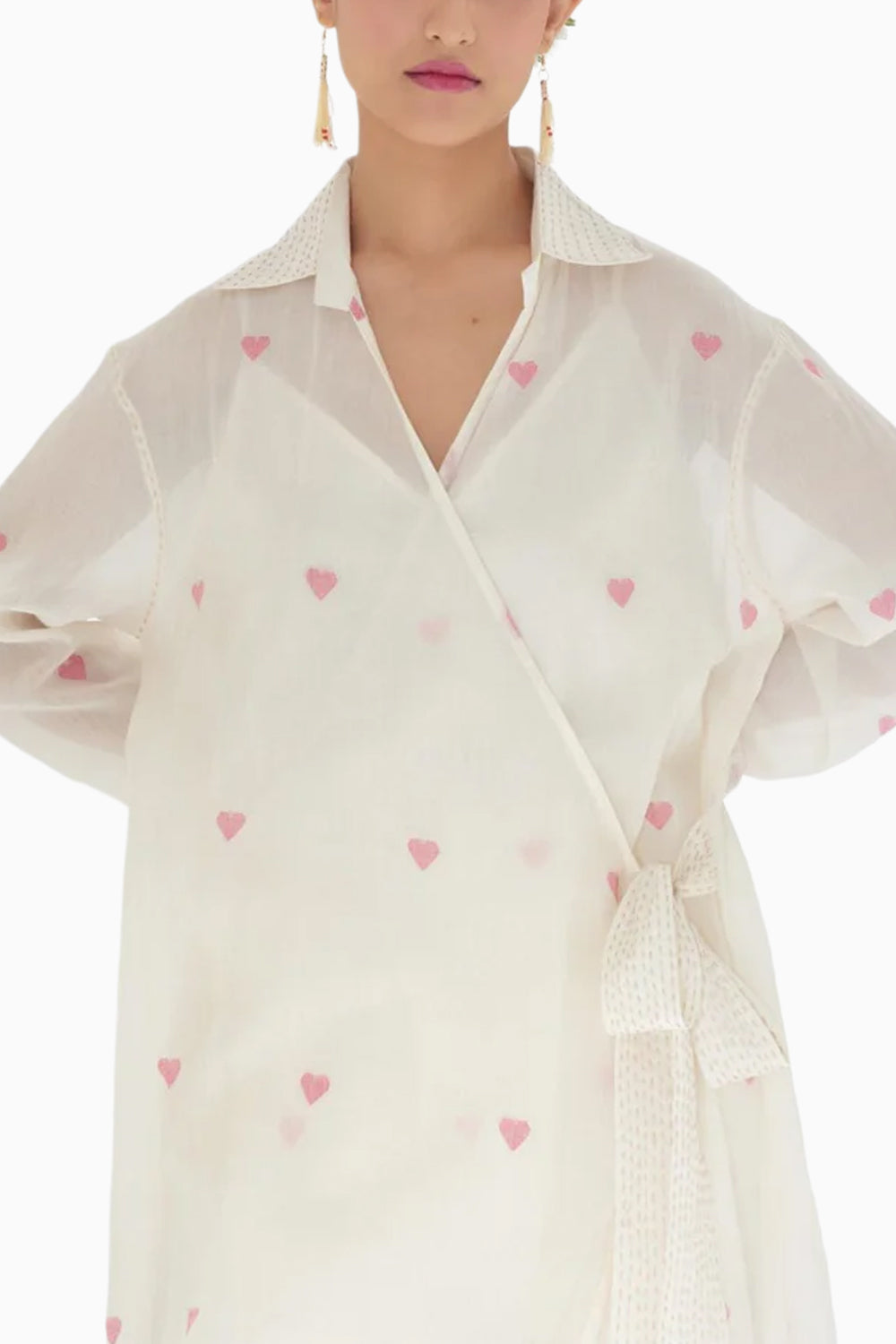 Cream Heart Jamdani Wrap Overgarment