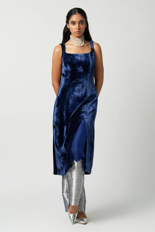 Madame Velvet Kurta Set