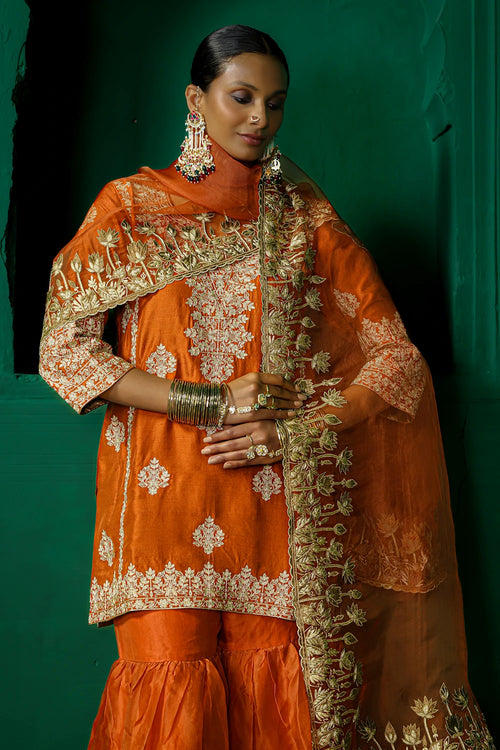 Farida Garara Set