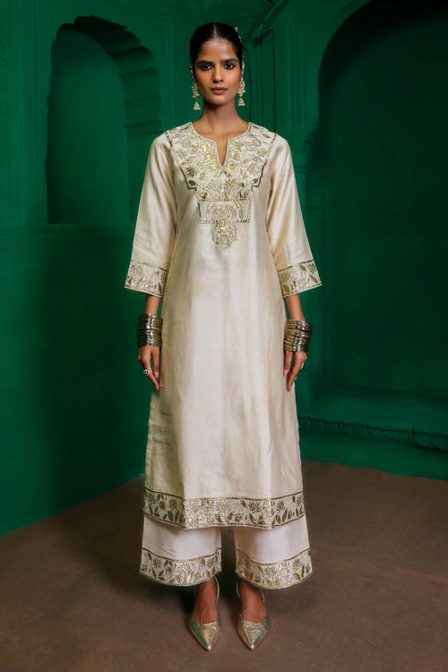 Shashikala Suit Set