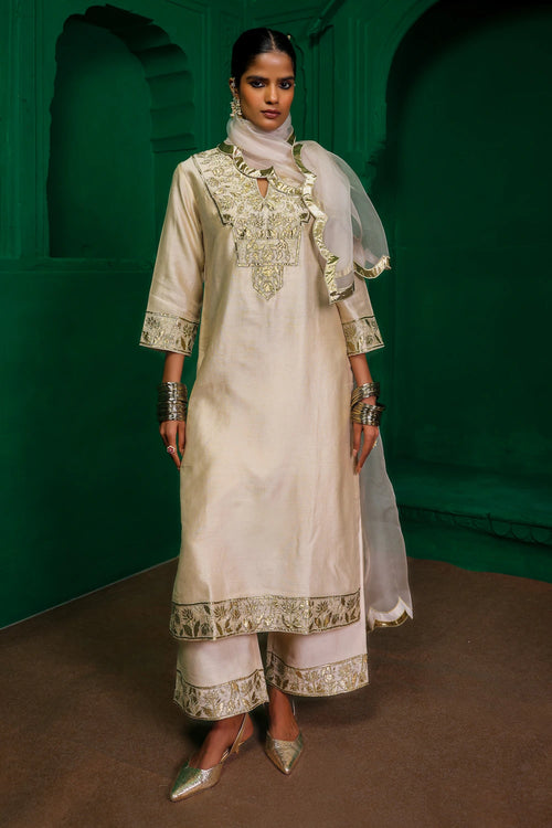 Shashikala Suit Set