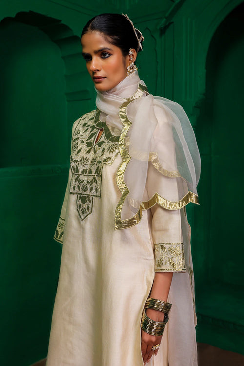 Shashikala Suit Set