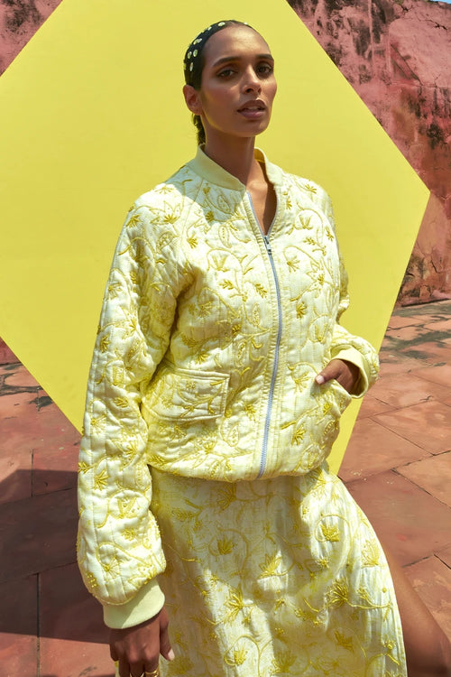 Neelam Yellow Jacket