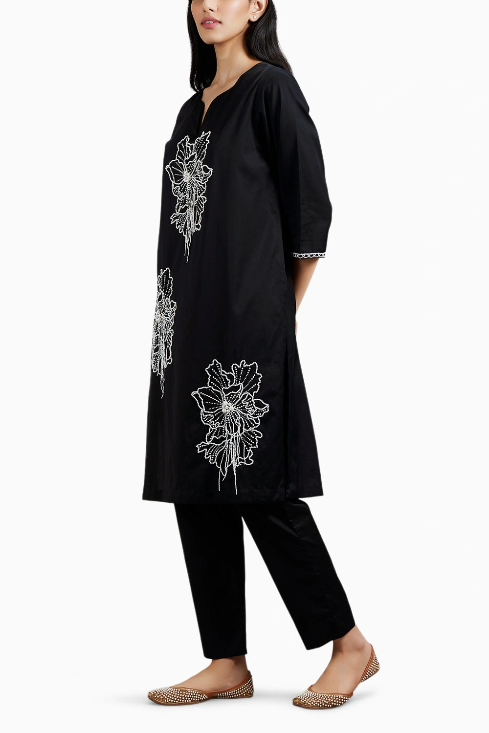 Perla Noir Kurta Set