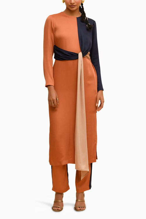 Knotted Kurta & Dual Tone Pants