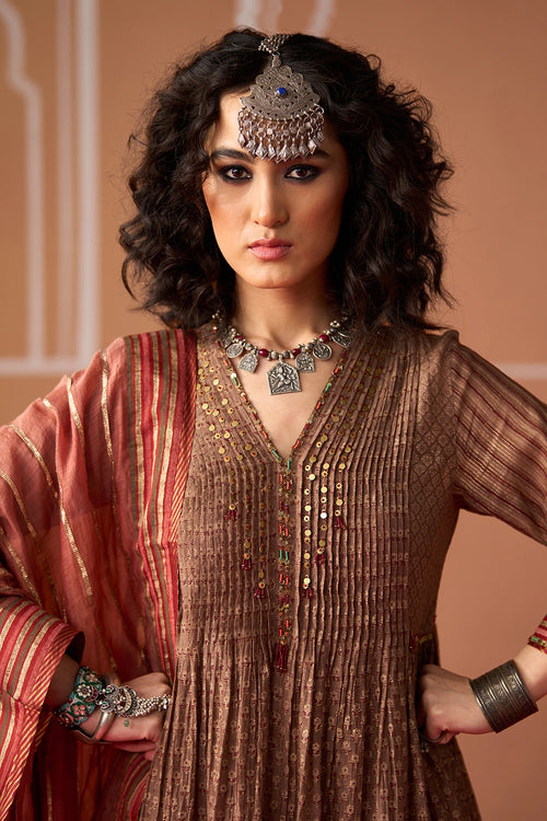 Moira Kurta