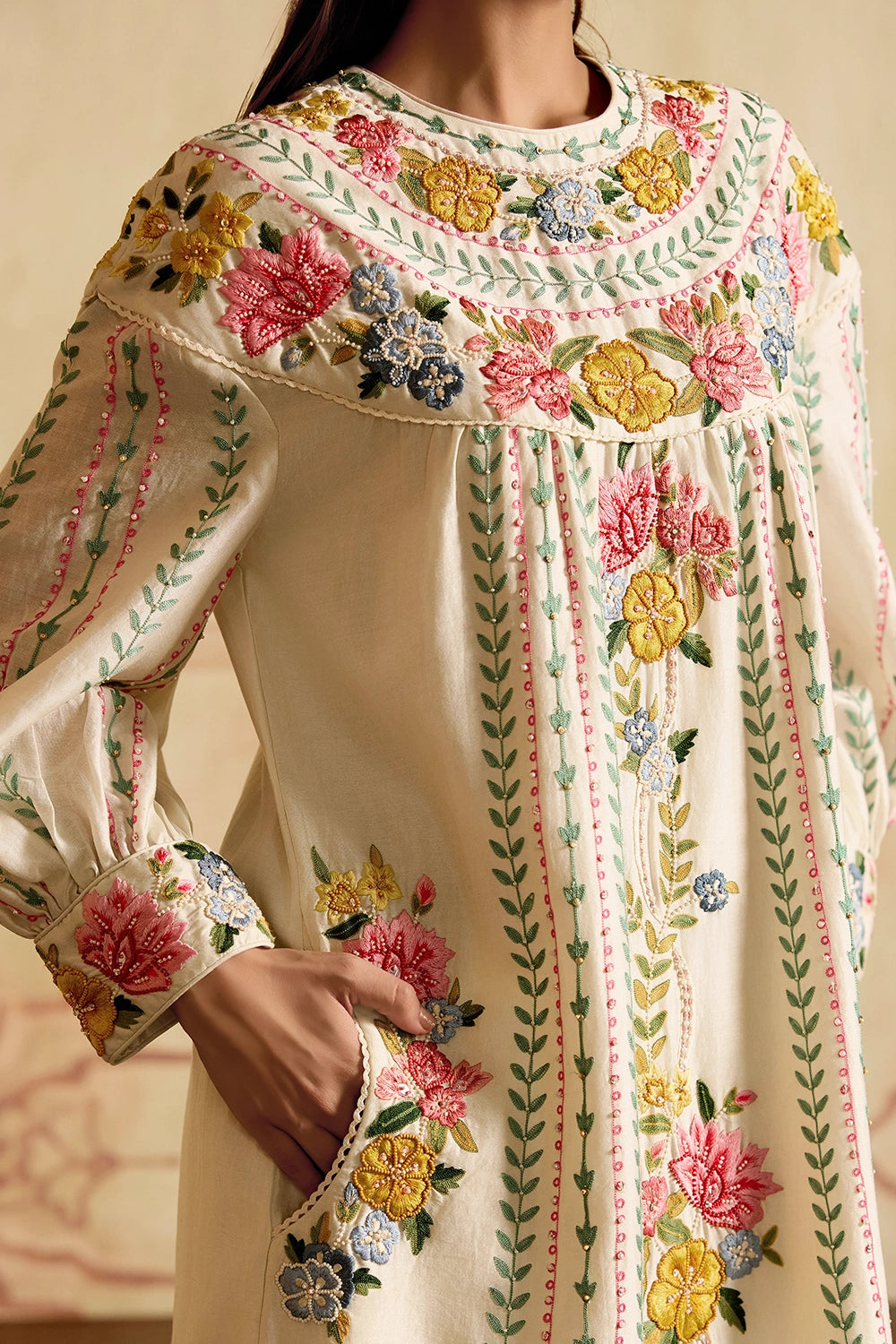 Ivory Floral Stripe Yoke Detail Kurta with Cutwork Pants