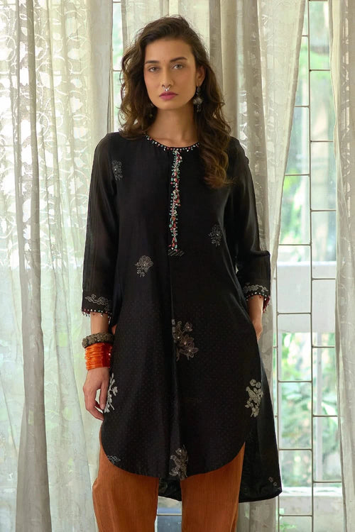 Sira Kurta