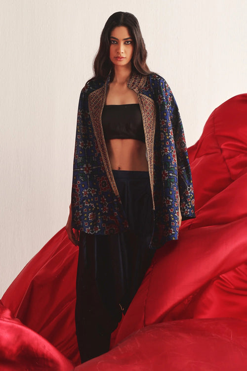 Indigo Marodiwork Short Patola Cape