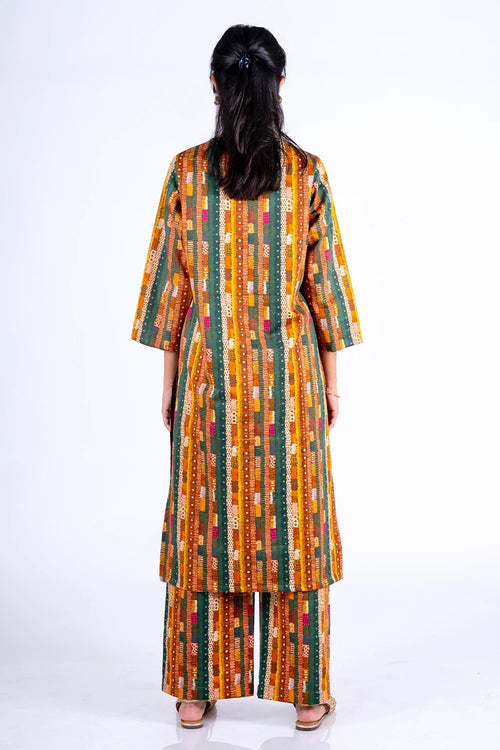 Gond Abstract Stripes Kurta Set