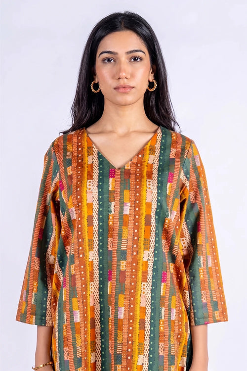 Gond Abstract Stripes Kurta Set