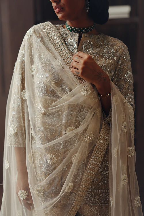 Fasana Asymetrical Triangle Dupatta