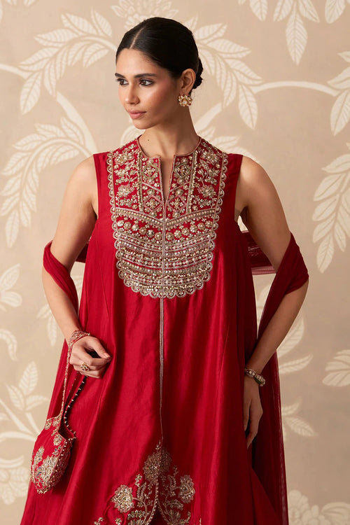 Ishq Kurta
Salwar Set