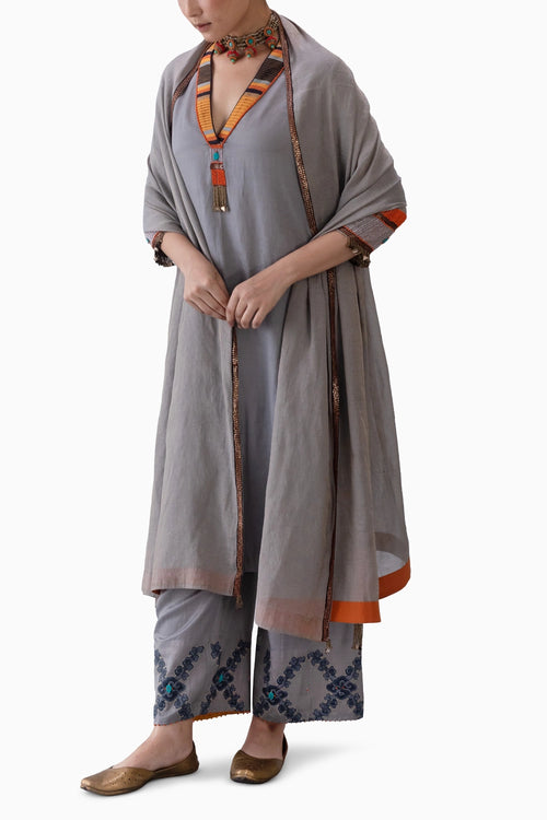 Grey Gawa Dupatta