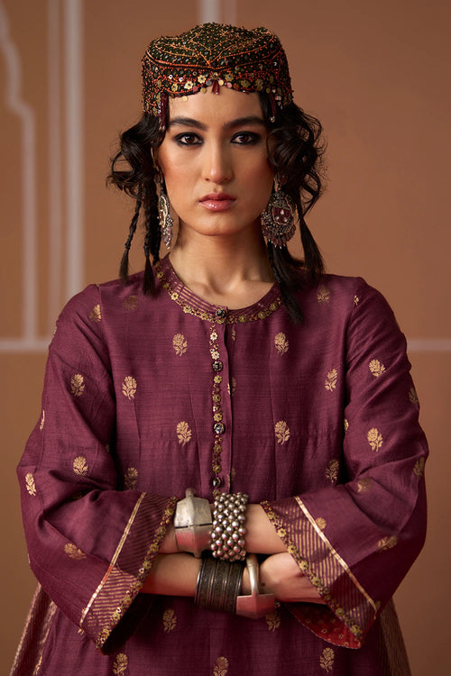 Oorja Kurta