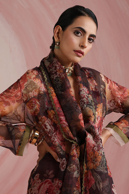 The Maharani Bagh  Overlay  Set
