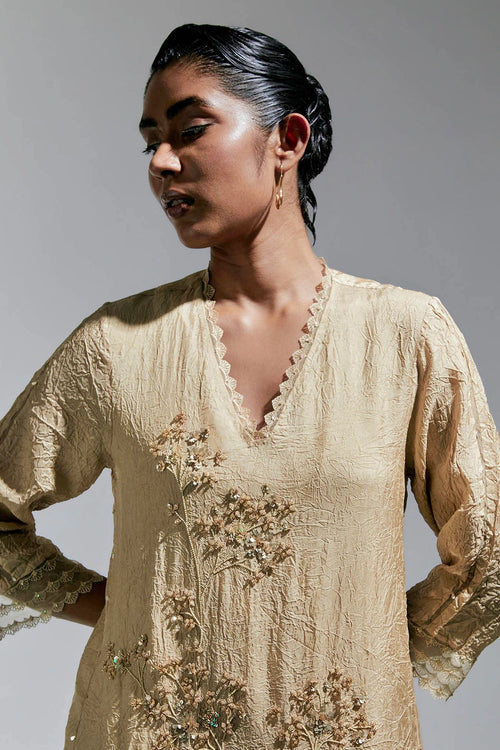 Shell Floral Embroidered Crushed Silk Kurta Set
