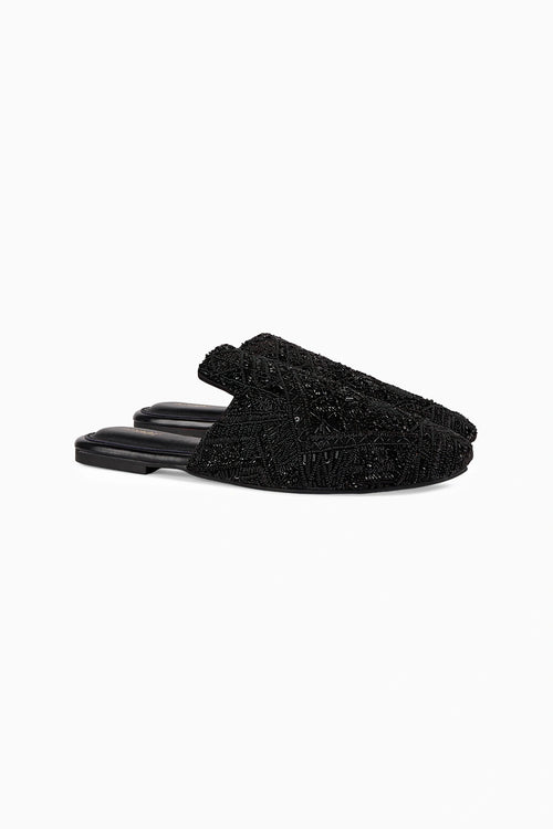 Raat Baaki Mules