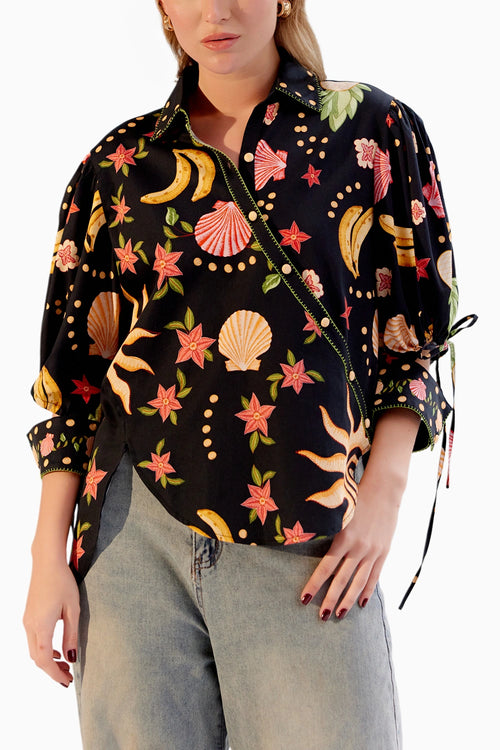 Brie Seashell Black Shirt