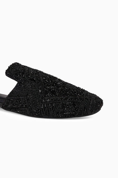 Raat Baaki Mules