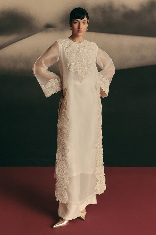 White Elysia Set