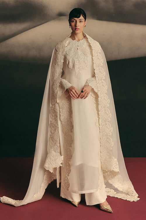 White Elysia Set