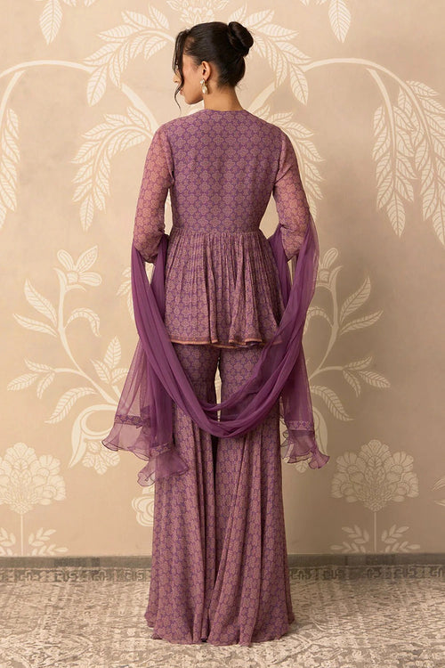 Izhaar Peplim 
Garara Set