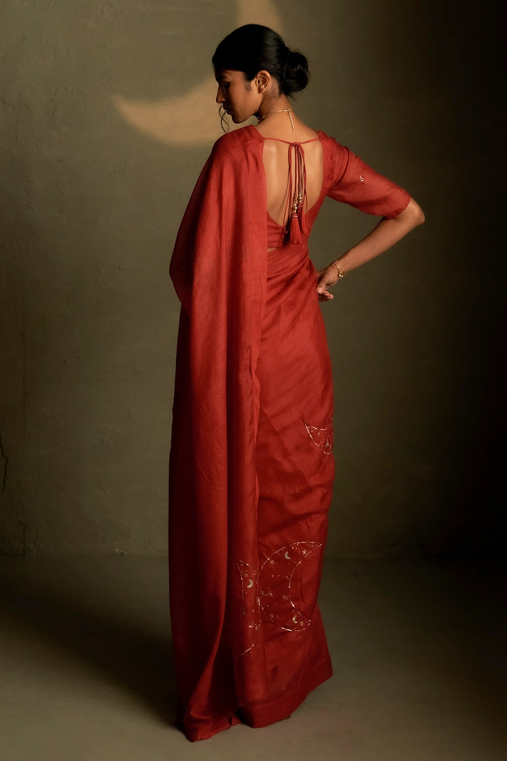 Chaand Saree with Sleeve Blouse