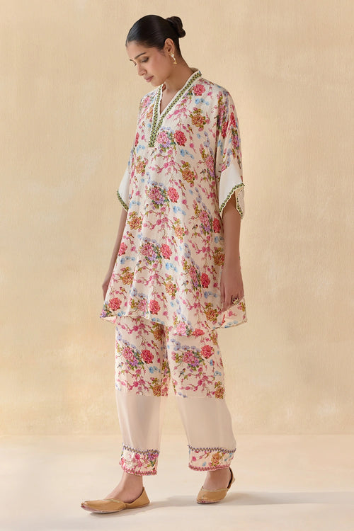 Vanya Kurta Set
